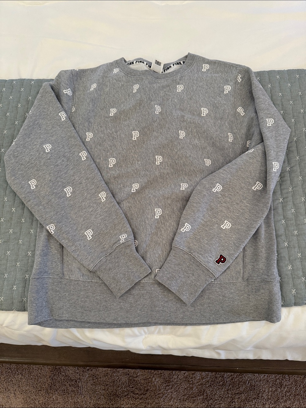 EUC VS Pink P Logo Grey Crewneck Sweatshirt - Medium